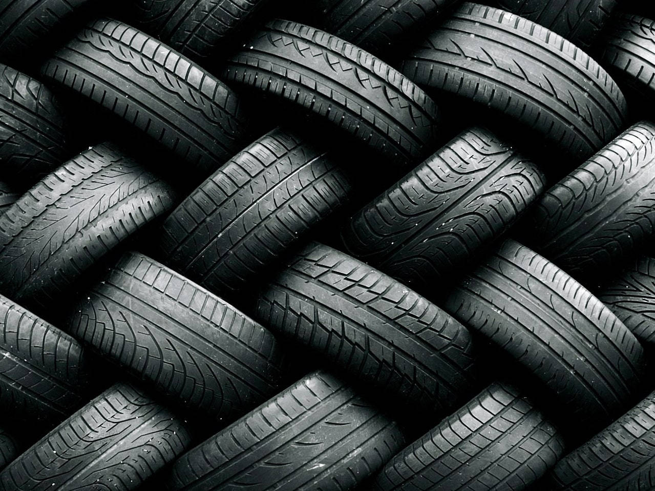 Lốp Goodyear Xếp Chồng Hình nền