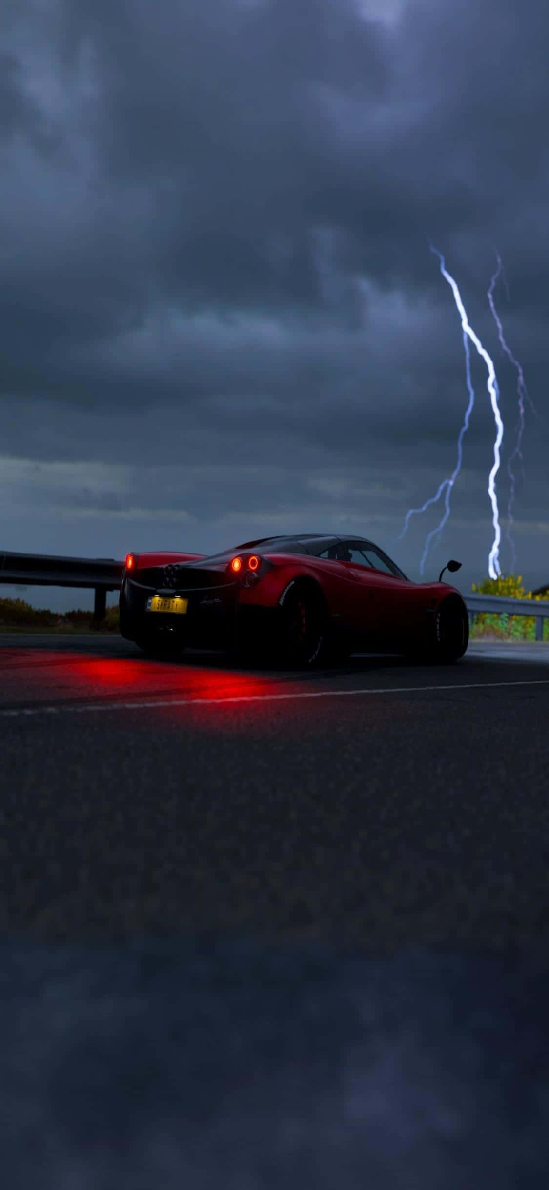 Lướt vào trải nghiệm đua xe đỉnh cao với Forza Horizon 4 trên iPhone Xs của bạn Hình nền