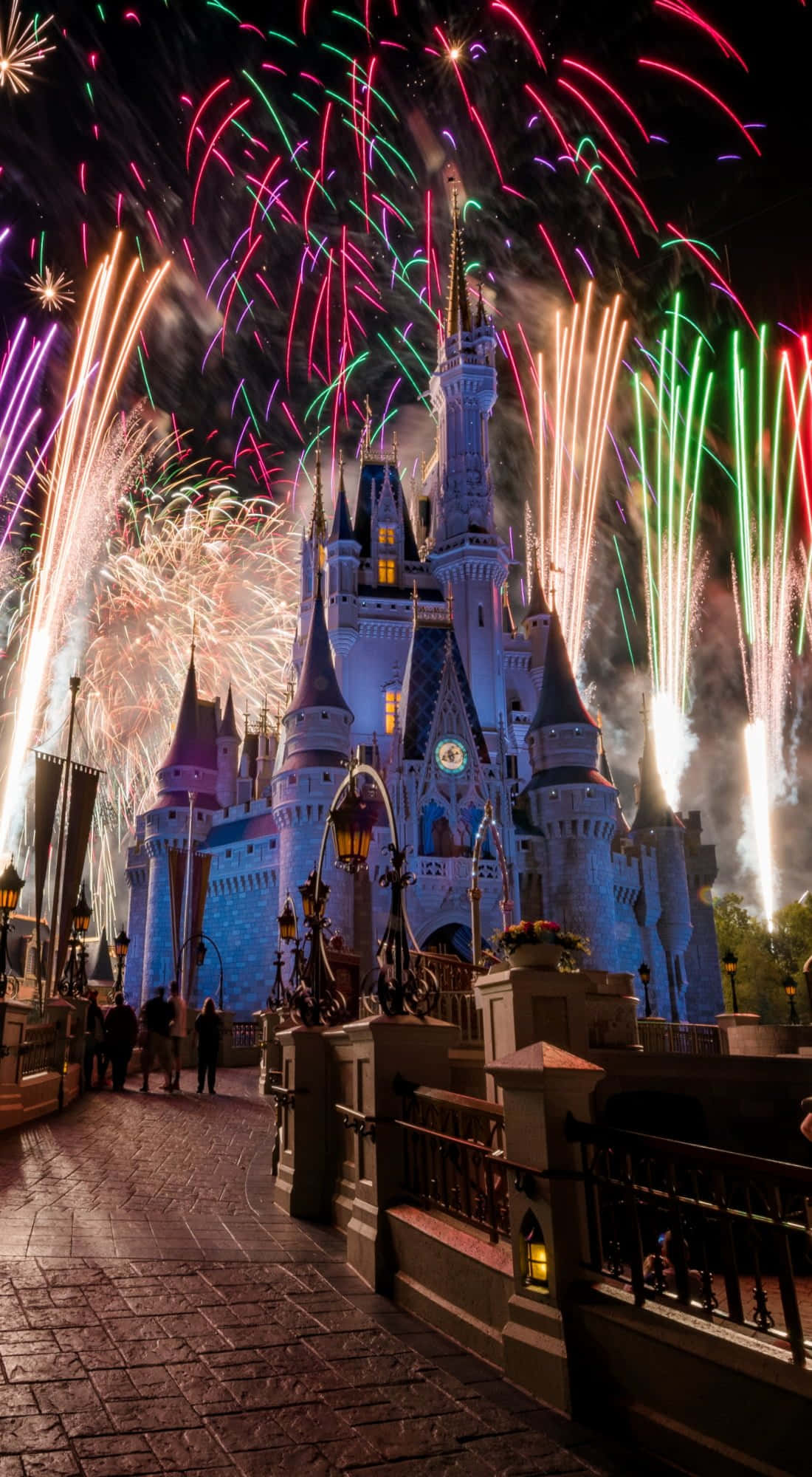 Lưu giữ kỷ niệm Disneyland với chiếc iPhone 7 tuyệt đẹp Hình nền