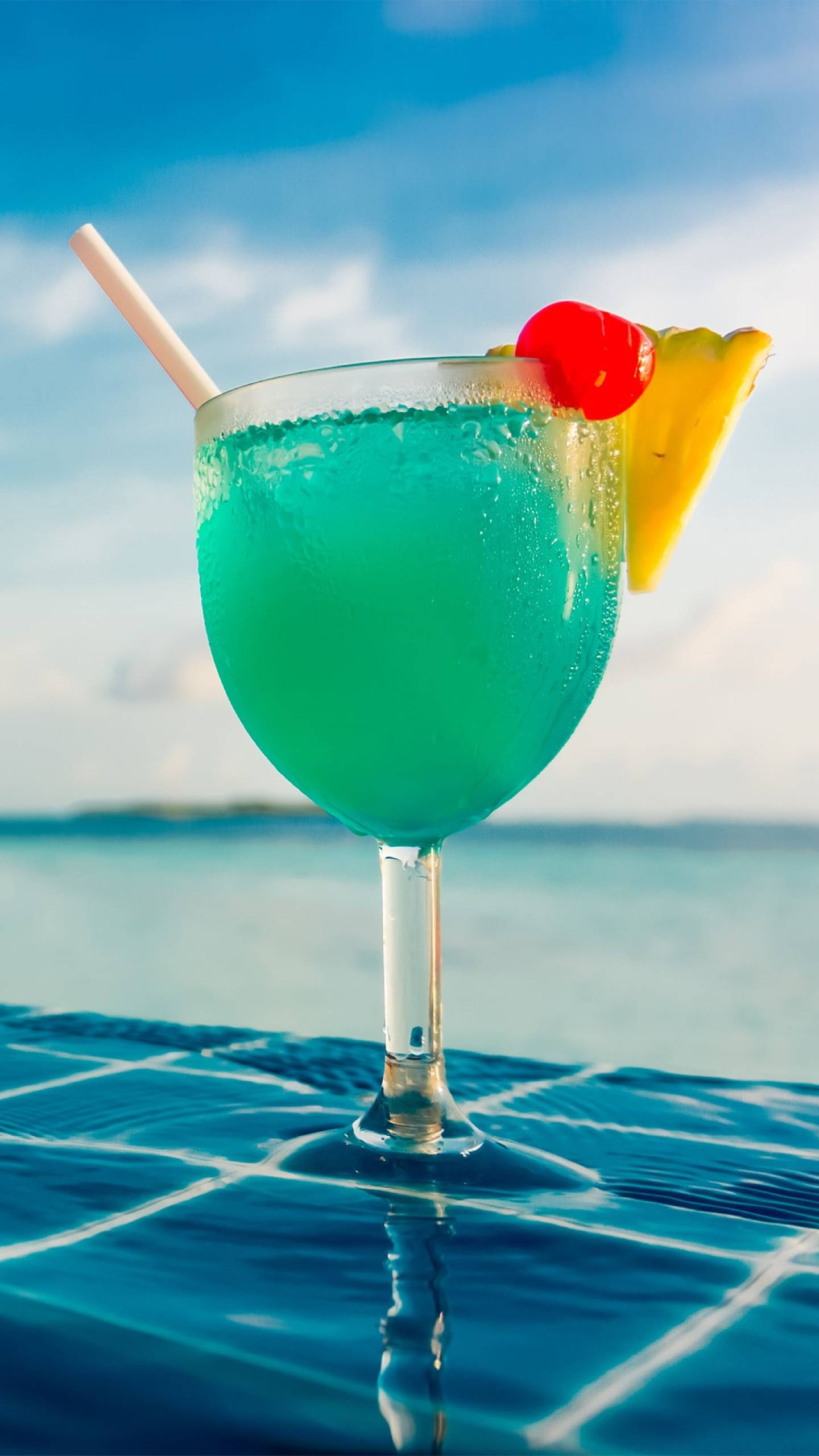 Đồ Uống Nhiệt Đới Blue Hawaiian Cocktail Hình nền