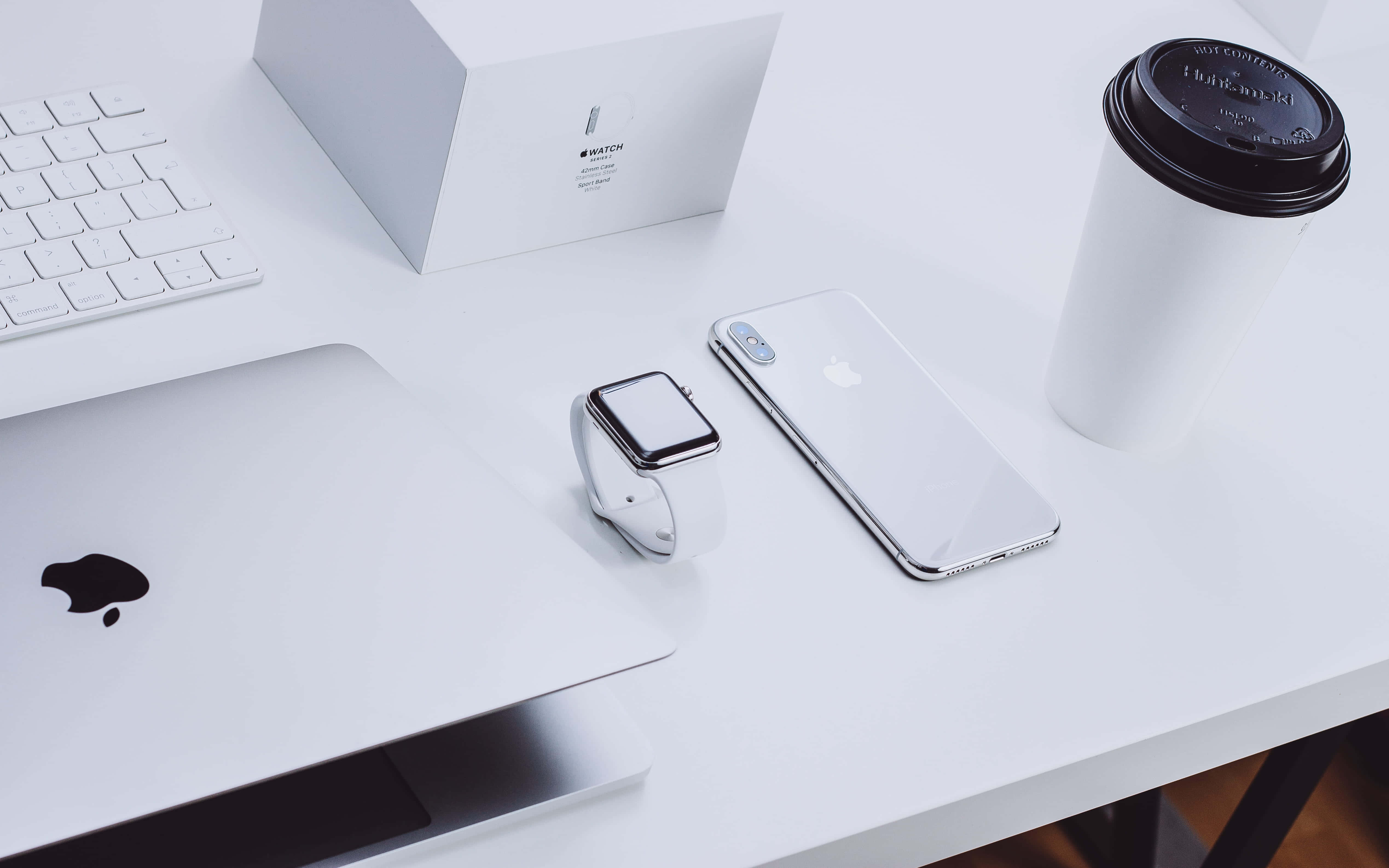 Macbook phong cách với thẩm mỹ đô thị đẹp Hình nền