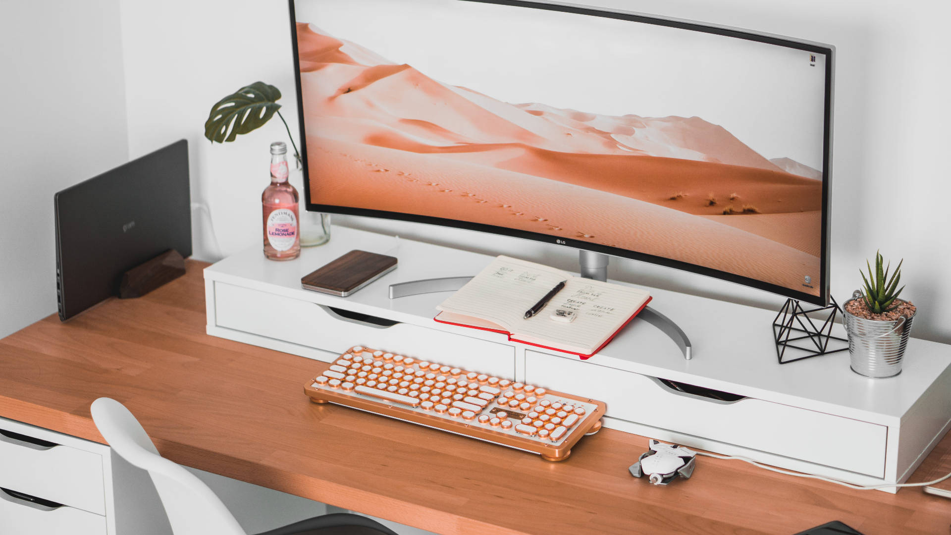 Máy tính để bàn Full HD phong cách nude Hình nền