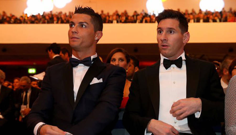 Messi và Ronaldo Ngồi 4K Hình nền