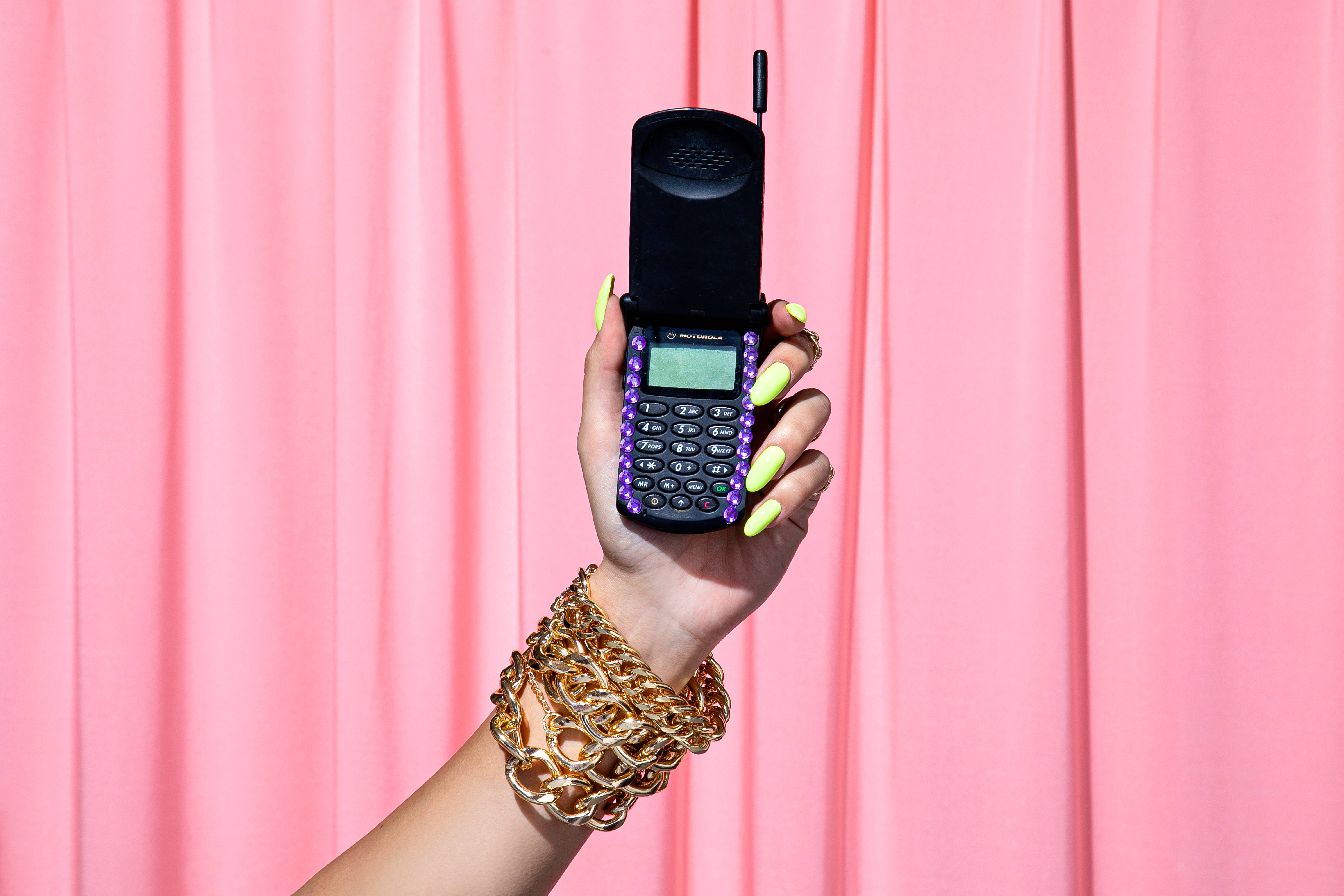 Motorola StarTAC Màu Tím Hình nền