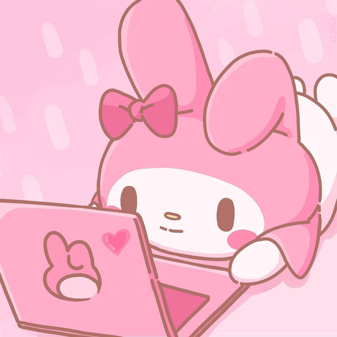 My Melody Với Laptop Màu Hồng PFP