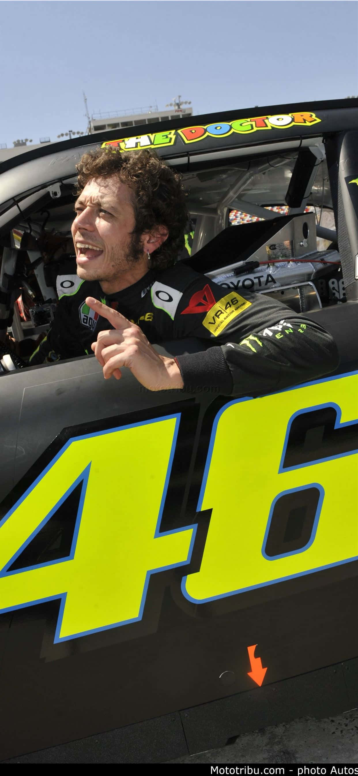Nascar iPhone - Trải nghiệm đua xe kịch tính nhất trong tầm tay Hình nền