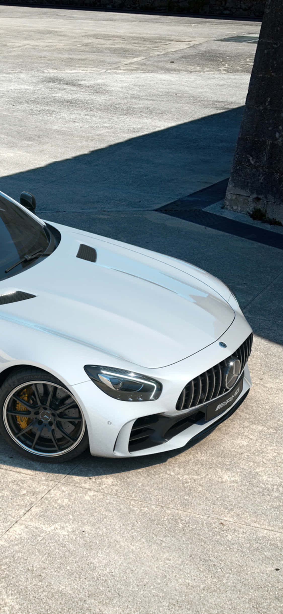 Nền iPhone Xs Mercedes Amg trắng góc nhìn trên trước Hình nền