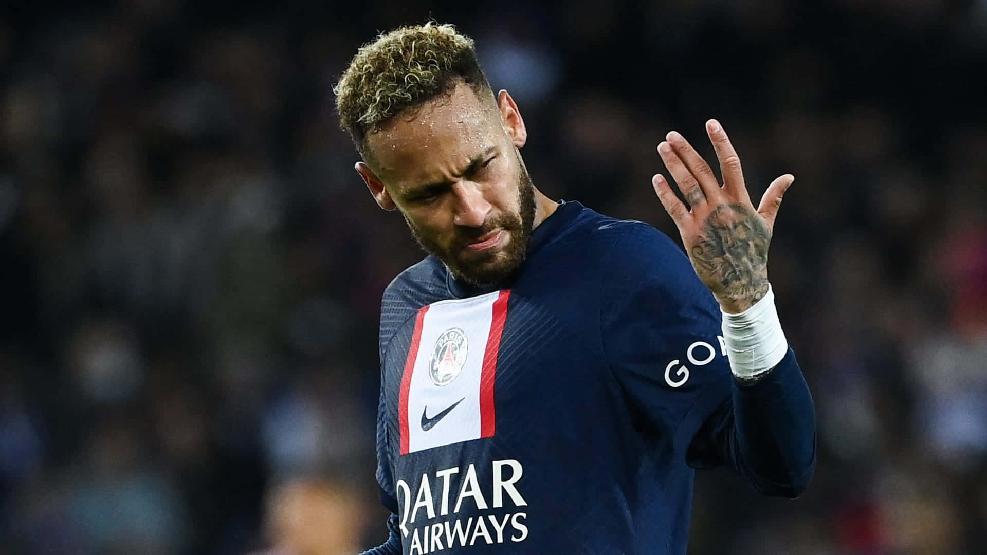 Neymar chuẩn bị cho trận đấu tiếp theo Hình nền