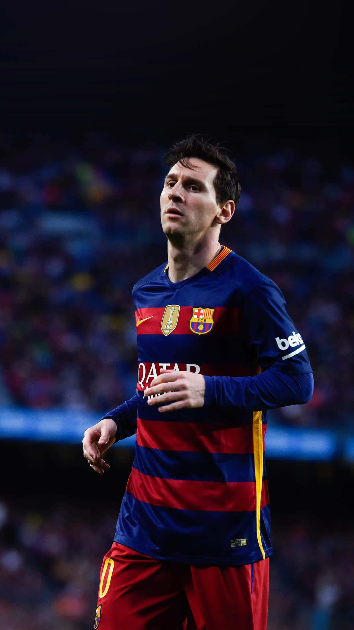 Ngôi sao bóng đá Argentina Lionel Messi là gương mặt đại diện cho iPhone mới Hình nền