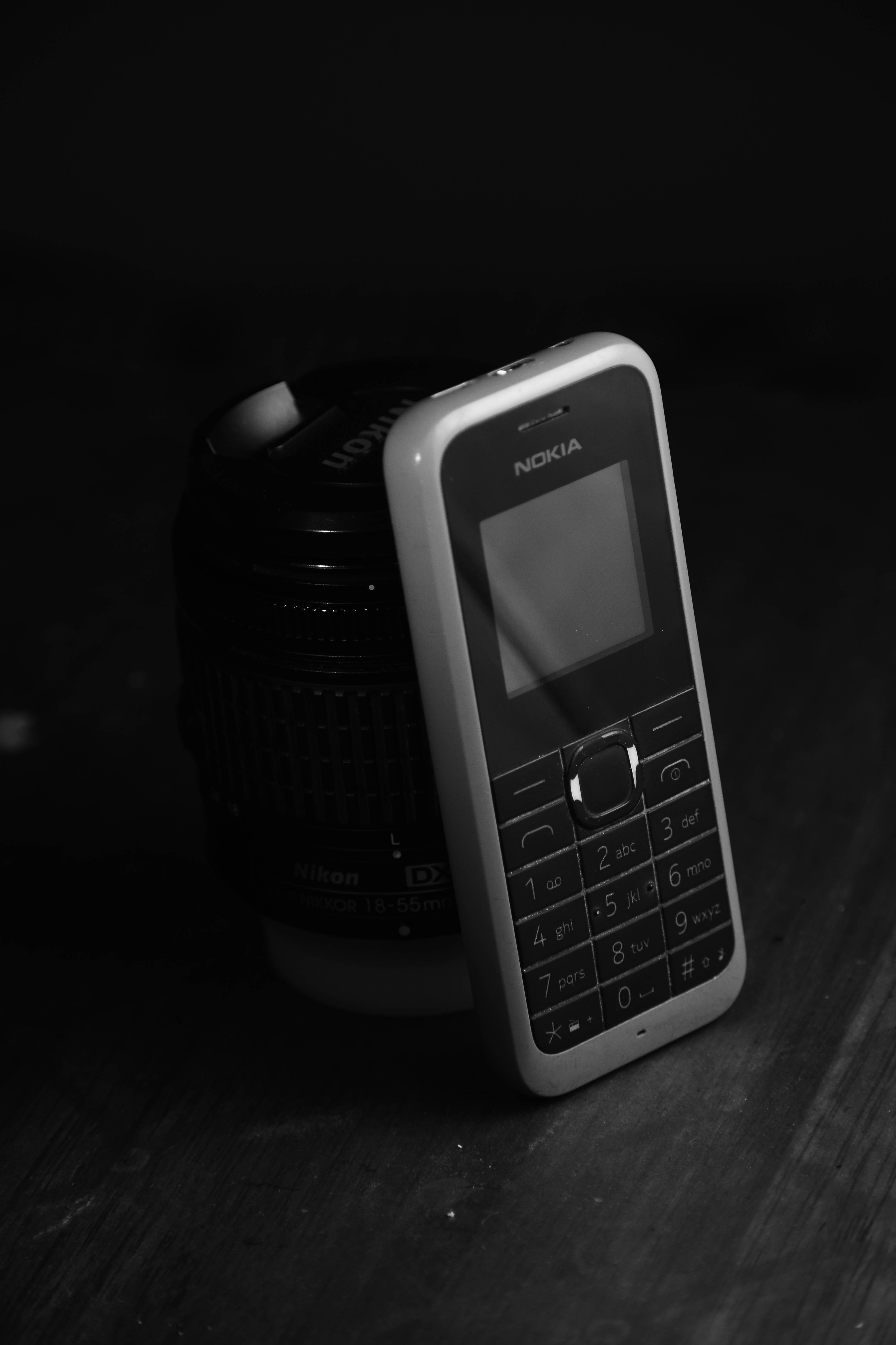 Nokia 105 đen và xám Hình nền
