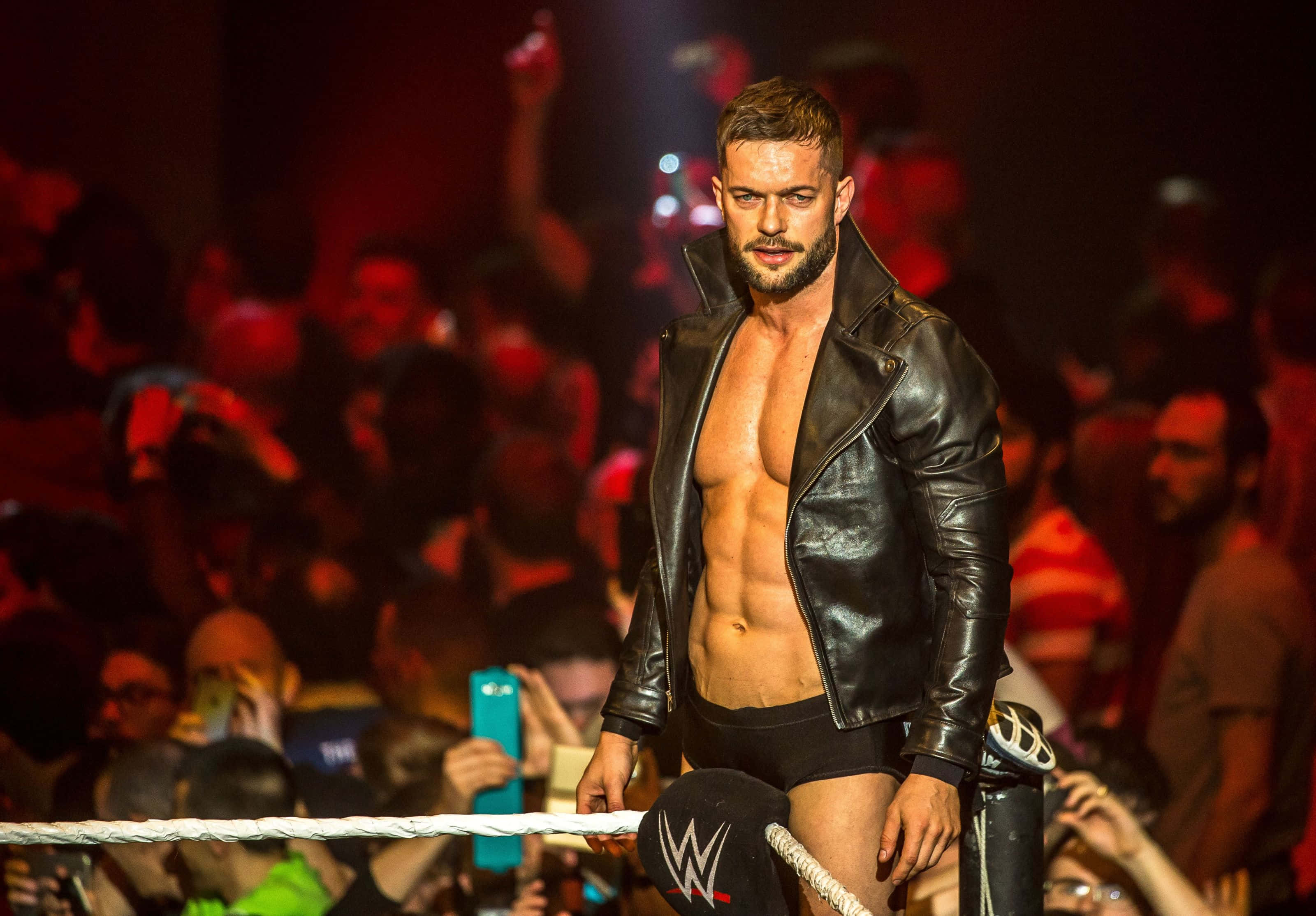 Đô vật chuyên nghiệp người Ireland Finn Balor Hình nền