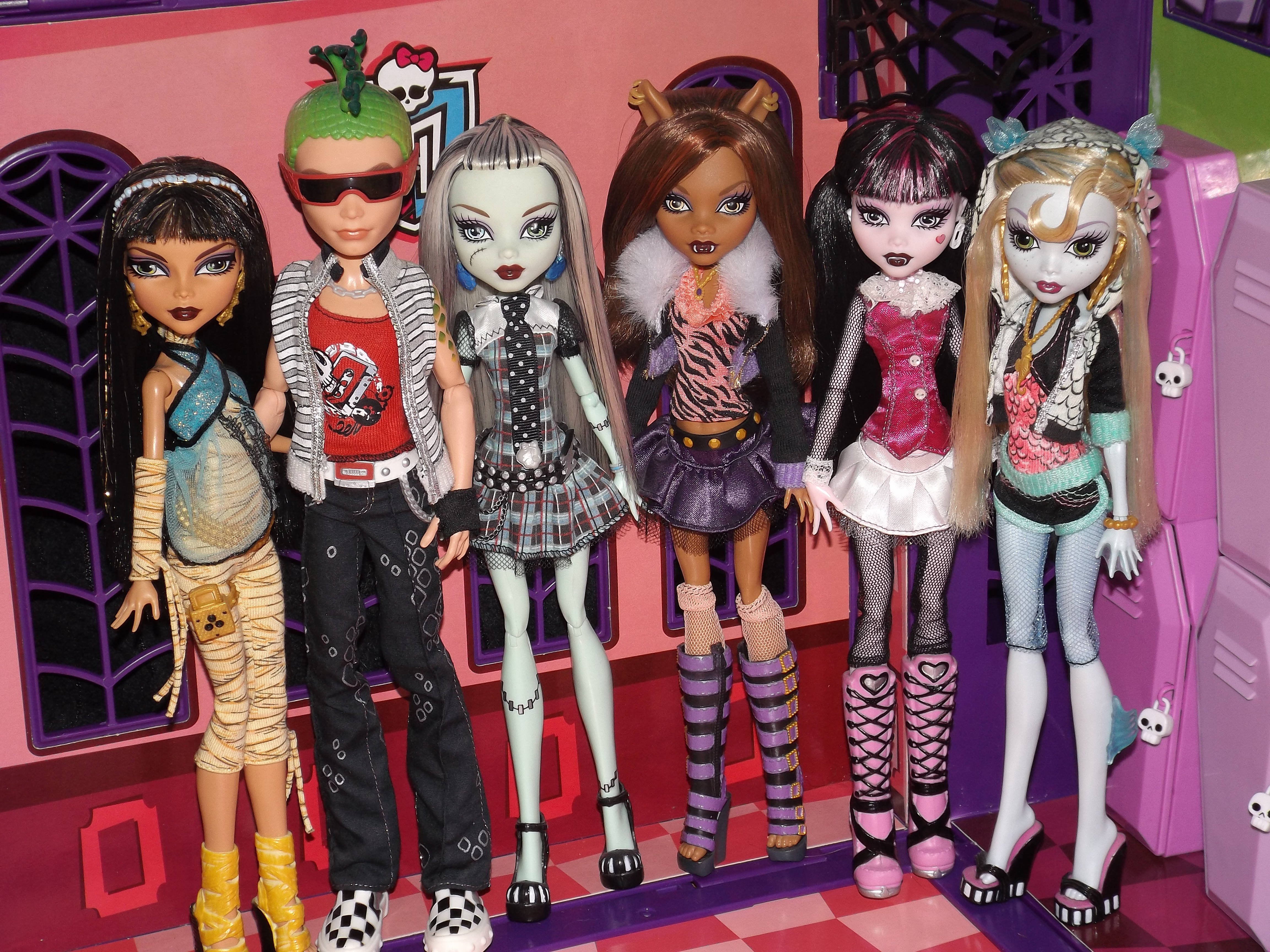 Phong cách Bratz đi chơi đêm Disco Hình nền