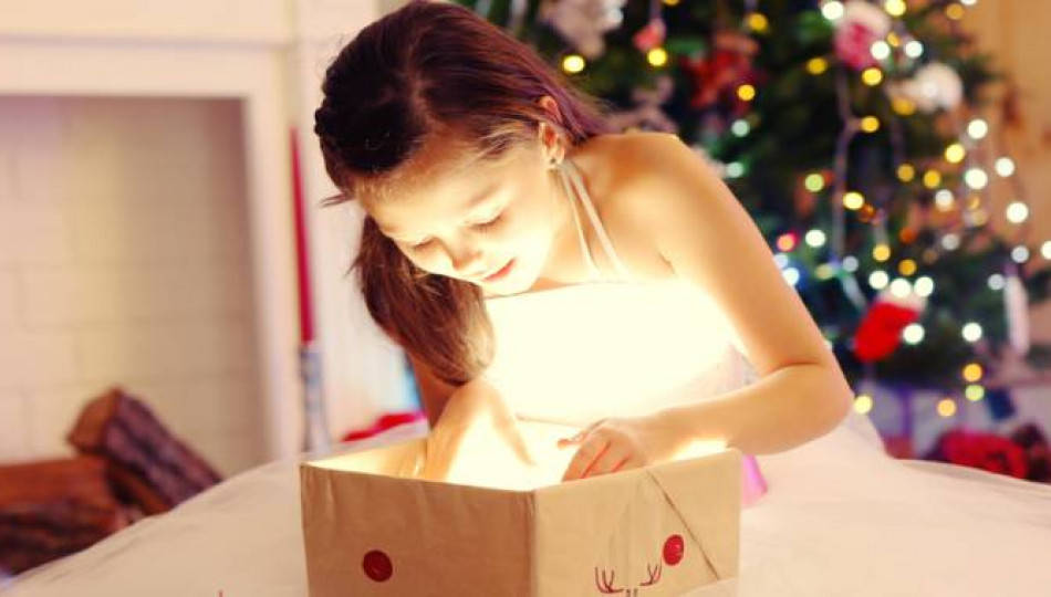 Quà Giáng Sinh Cho Cô Gái Xinh Đẹp Hình nền