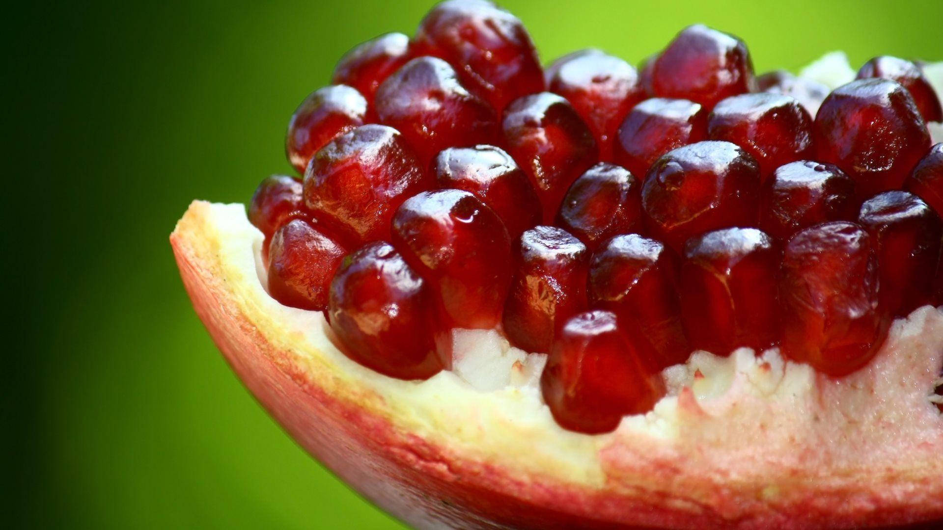 Quả lựu lộ hạt Hình nền