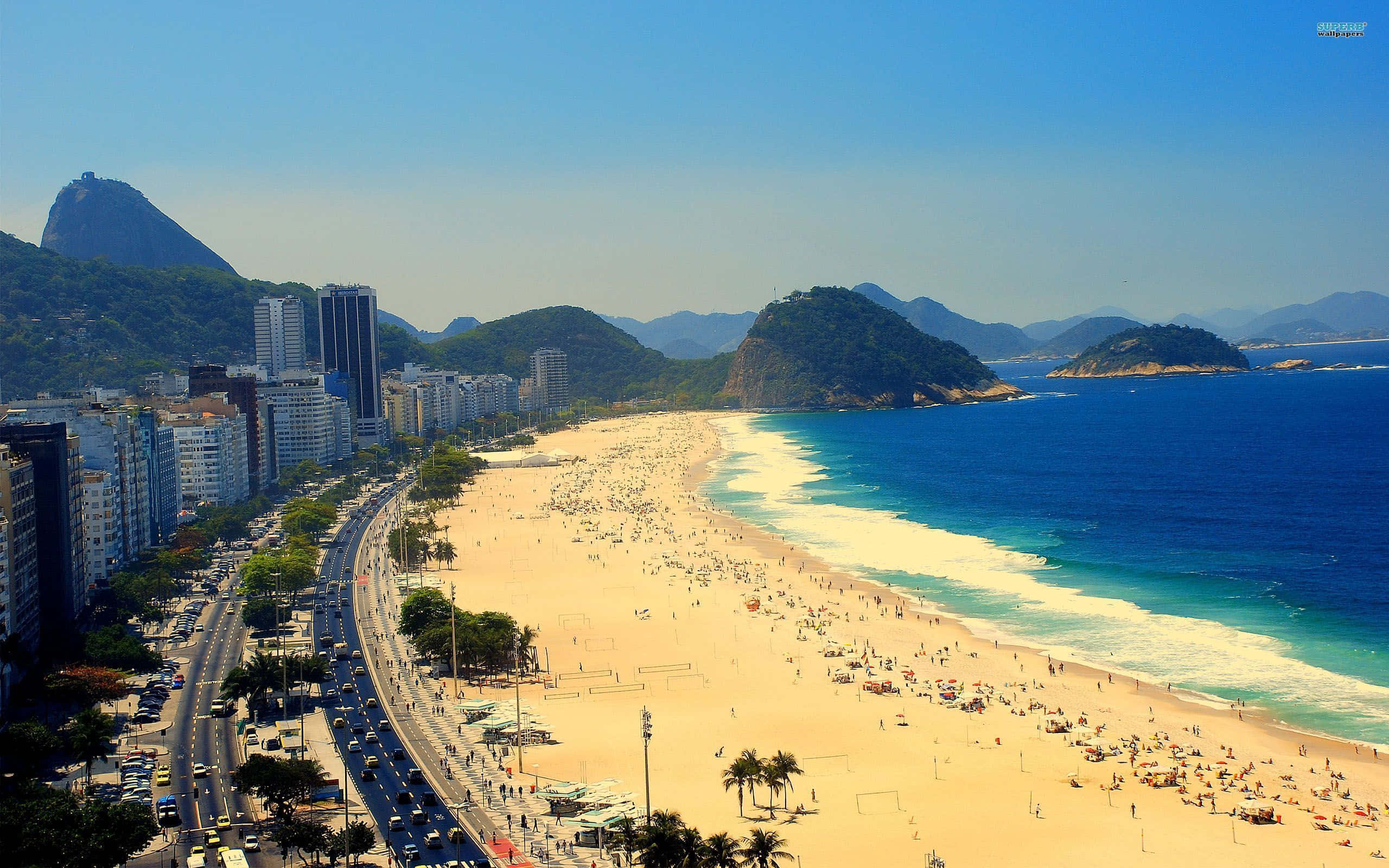 Quang cảnh tuyệt đẹp của bãi biển Brazil hoang sơ lúc hoàng hôn Hình nền