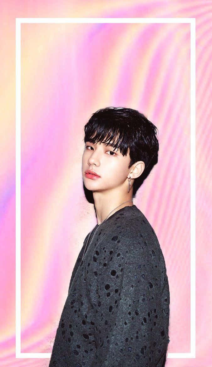 Rapper Hàn Quốc Hyunjin Thiết Kế Gradient Pastel Hình nền
