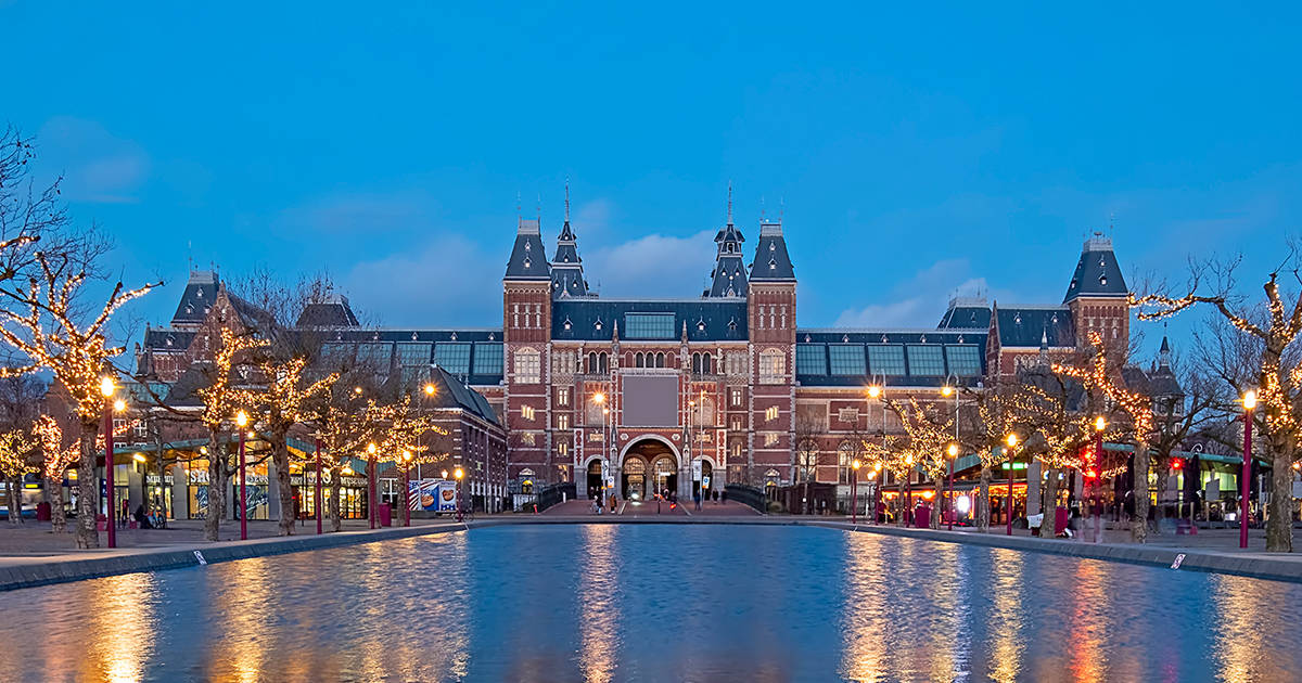 Rijksmuseum với đèn Giáng sinh về đêm Hình nền