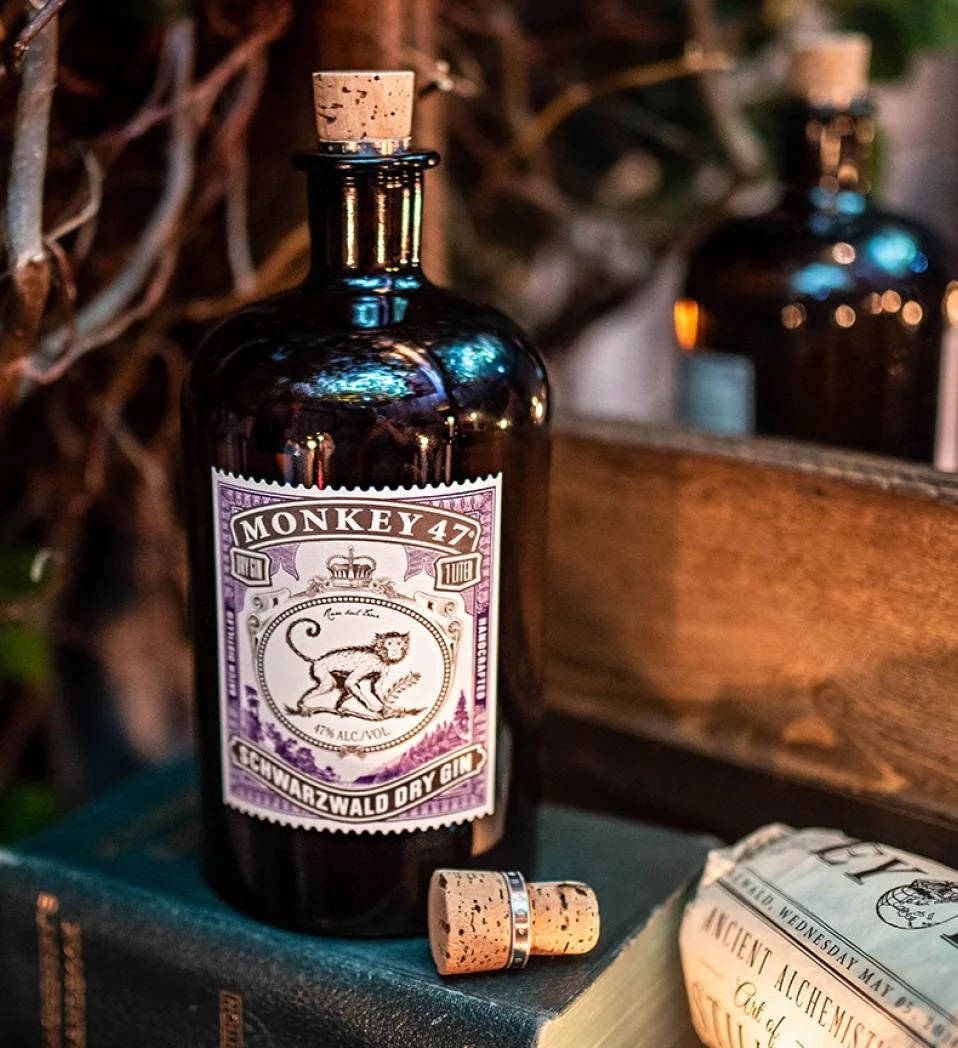 Rượu Gin Monkey 47 Schwarzwald Dry Đức Hình nền