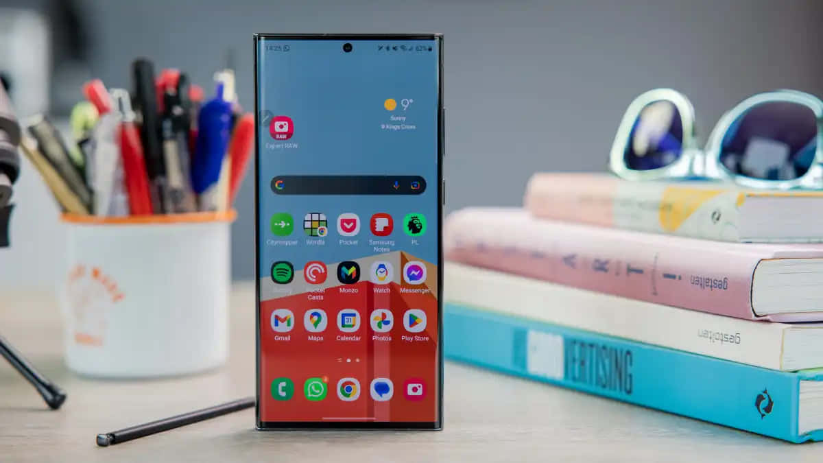 Samsung S23 Ultra Màn hình và Bút S Pen Hình nền
