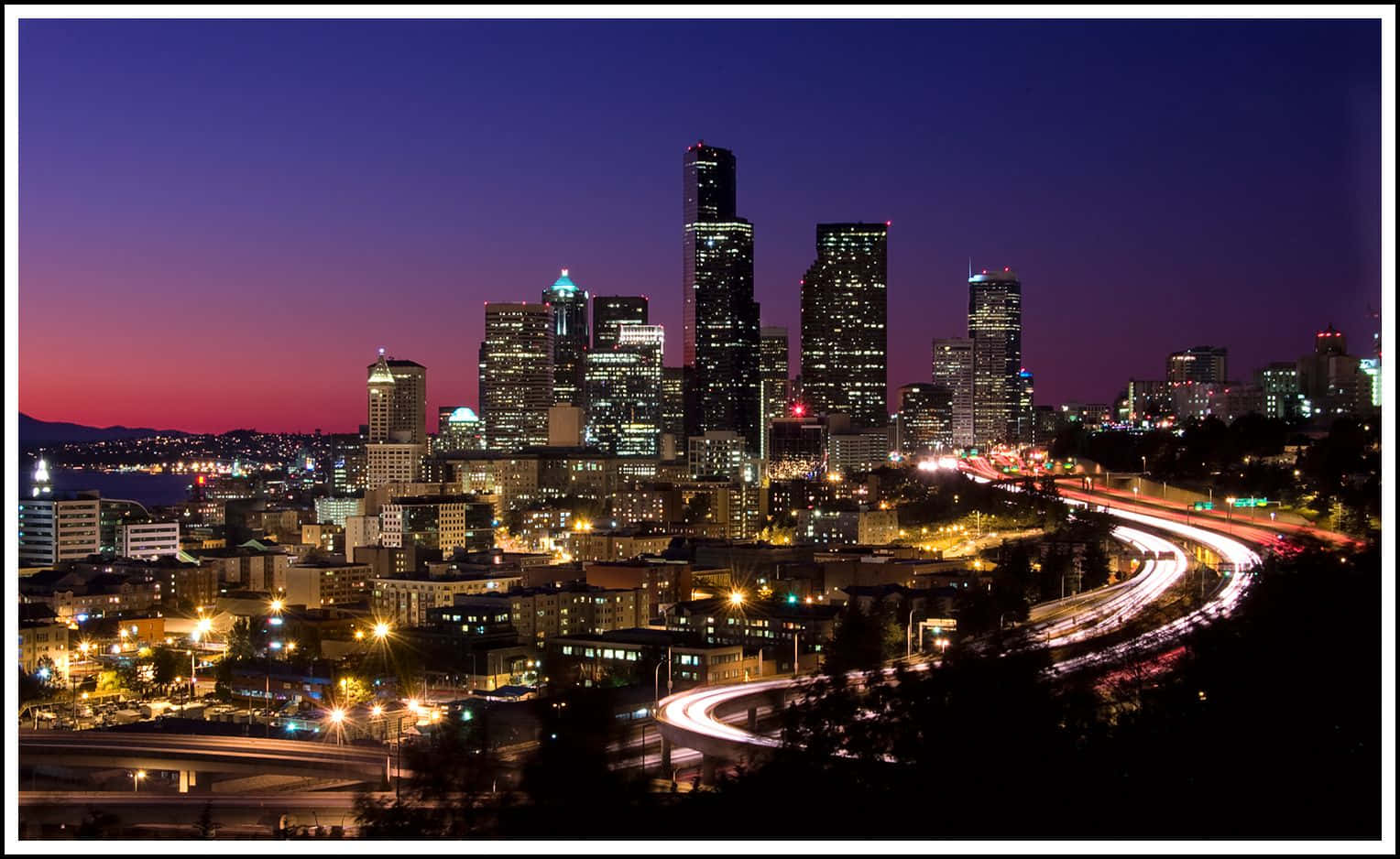 Seattle HD Tím Đậm Hình nền