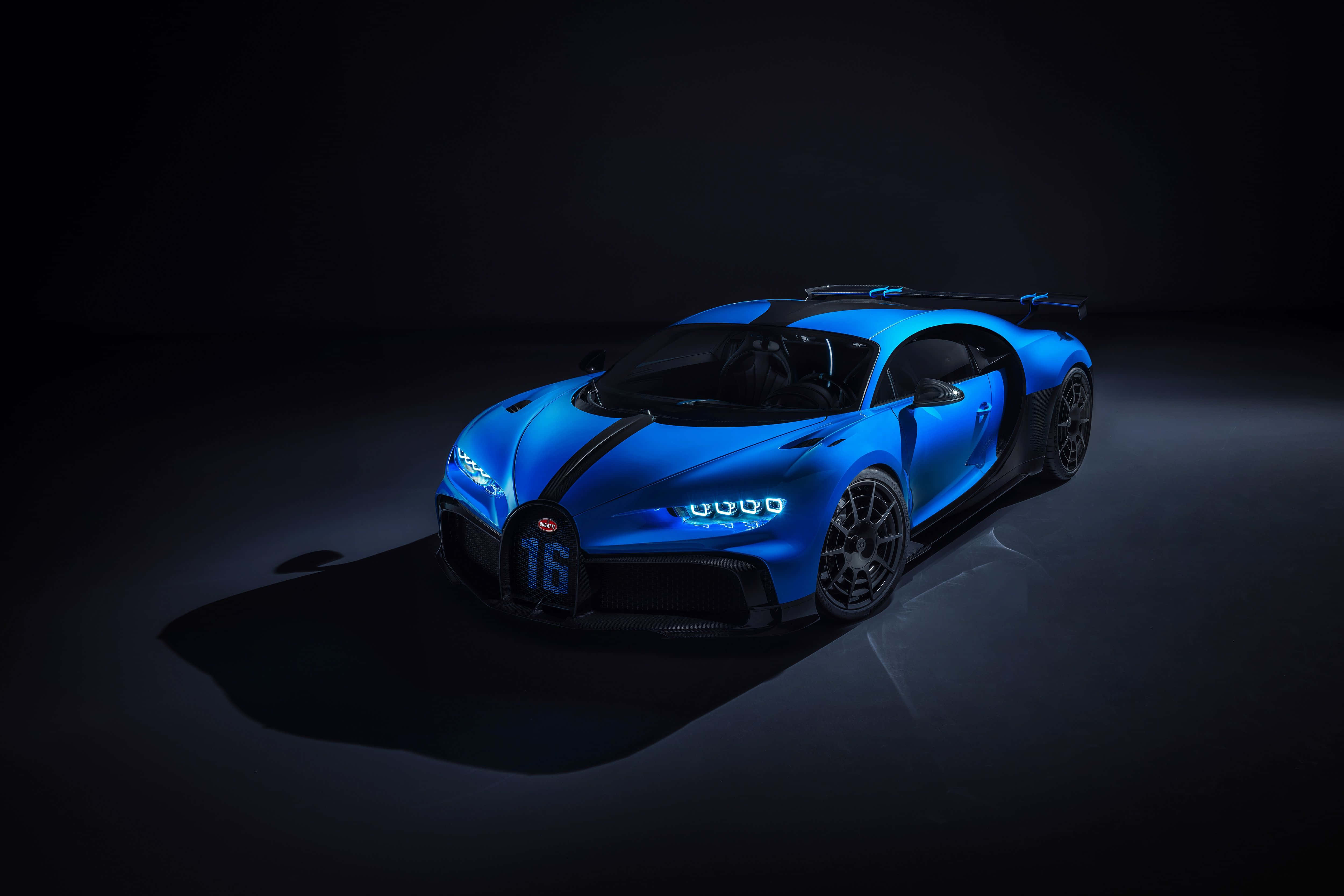 Sự Sang Trọng Xa Hoa Của Một Chiếc Bugatti Hình nền