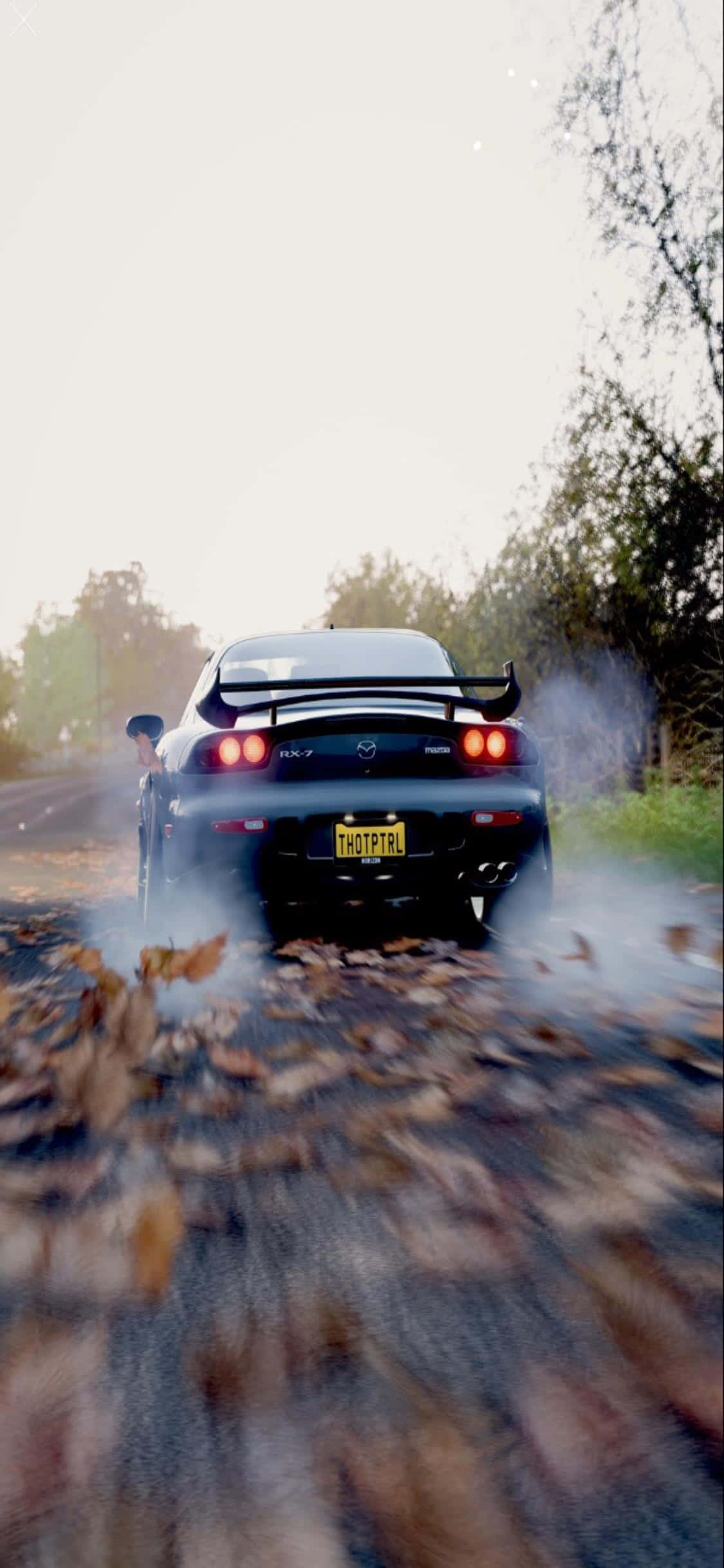 Tận hưởng đồ họa chất lượng cao và trải nghiệm đắm chìm với iPhone XS và Forza Horizon 4 Hình nền