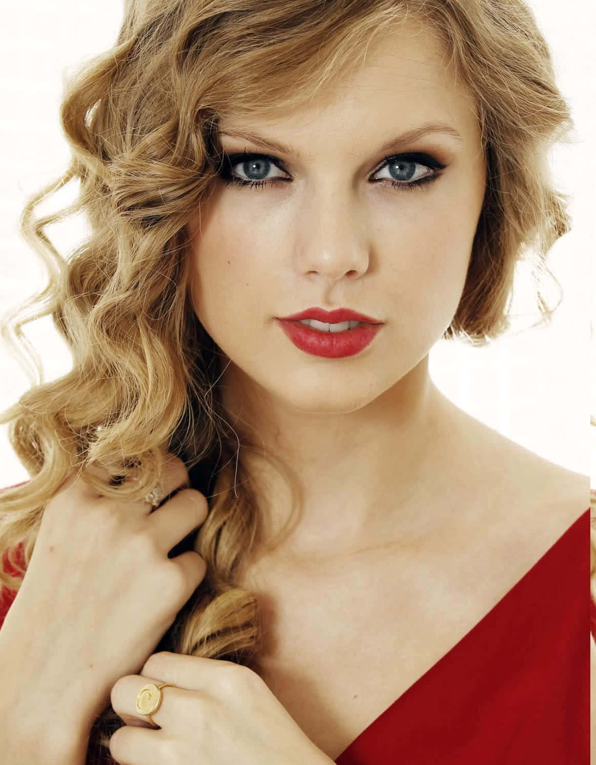 Taylor Swift xinh đẹp trong chiếc váy xanh Hình nền