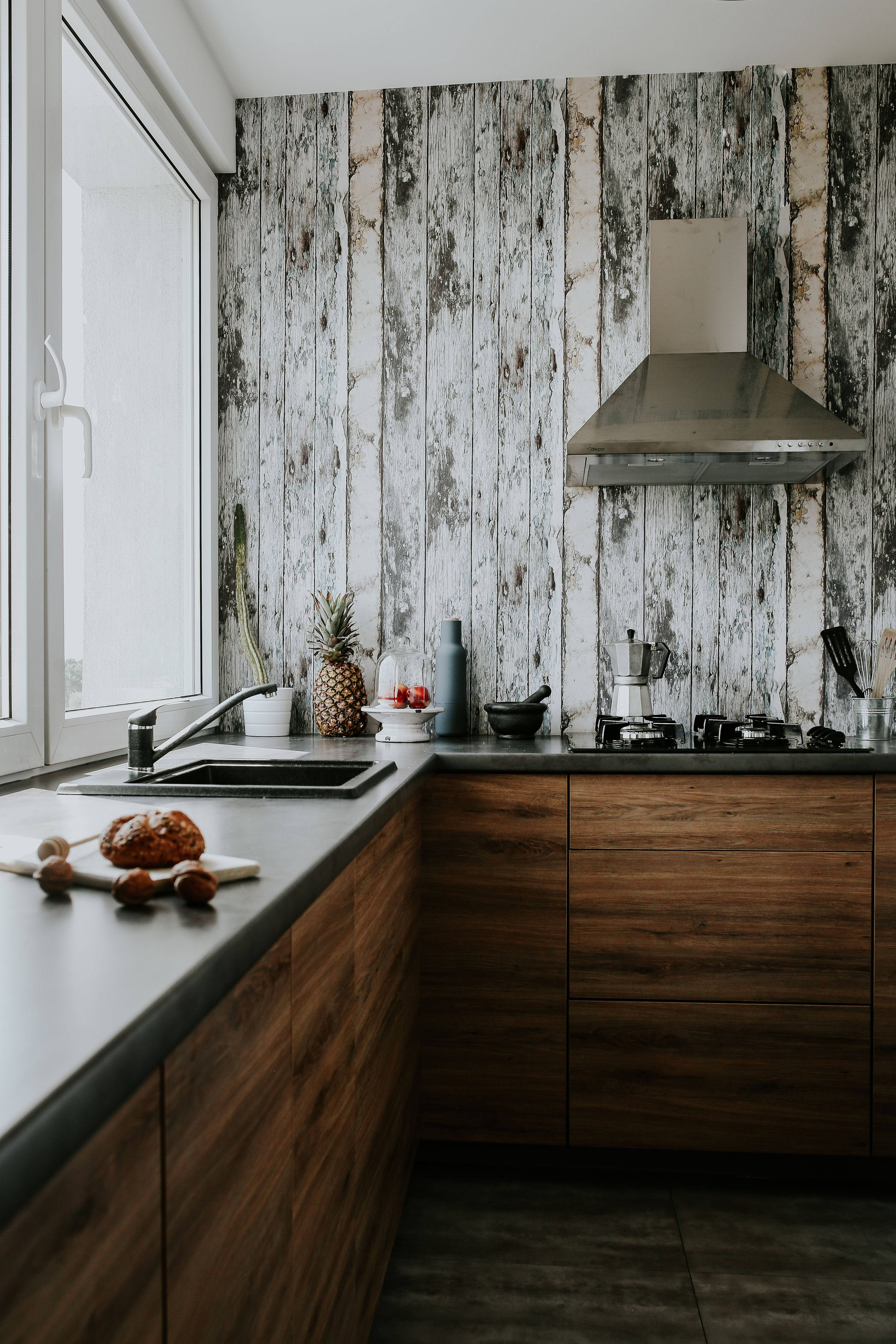 Thiết Kế Bếp Với Tường Gỗ Hình nền