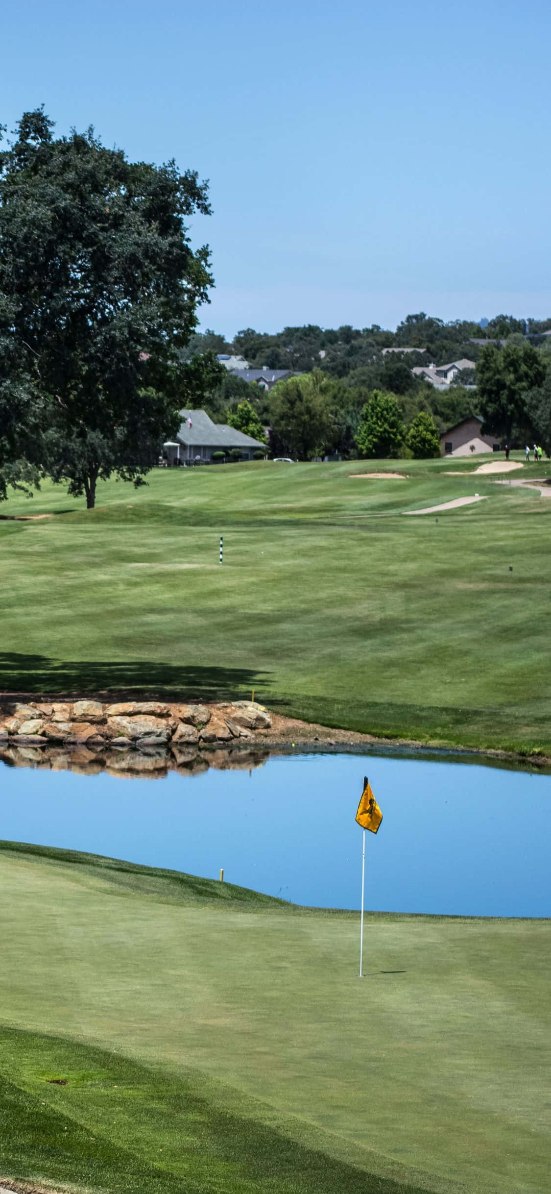 Thoát ly và trải nghiệm vẻ đẹp của thiên nhiên với một ngày chơi golf. Hình nền