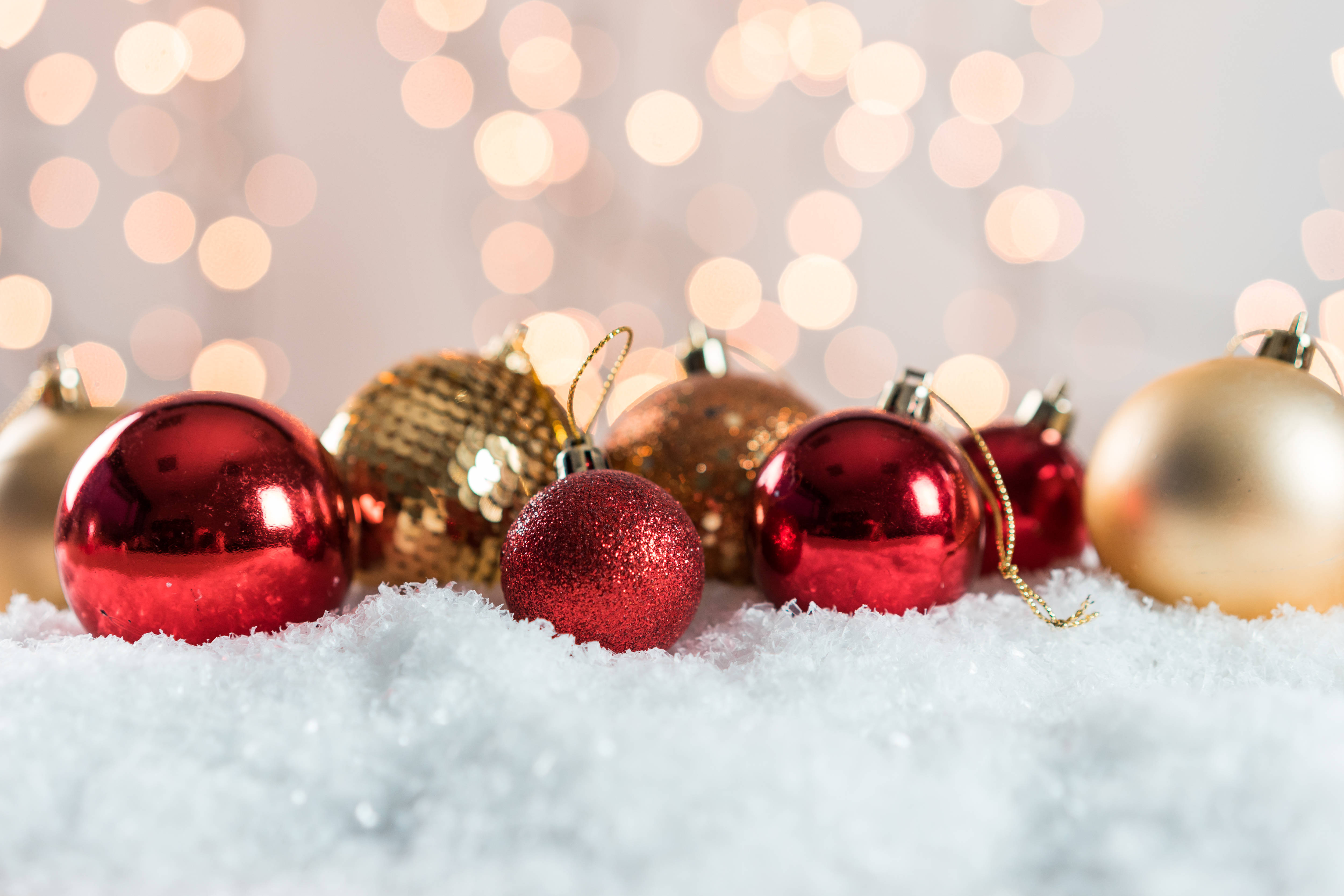 Trang trí cây thông Noel màu đỏ Hình nền