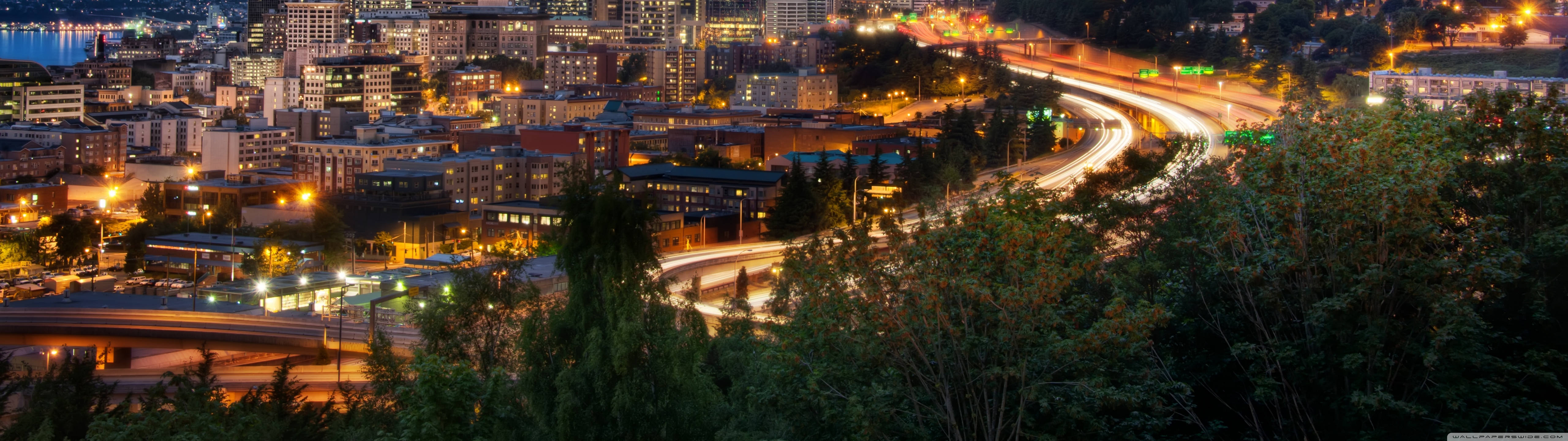 Trung tâm Seattle: Ốc đảo đô thị tại Thành phố Ngọc lục bảo Hình nền