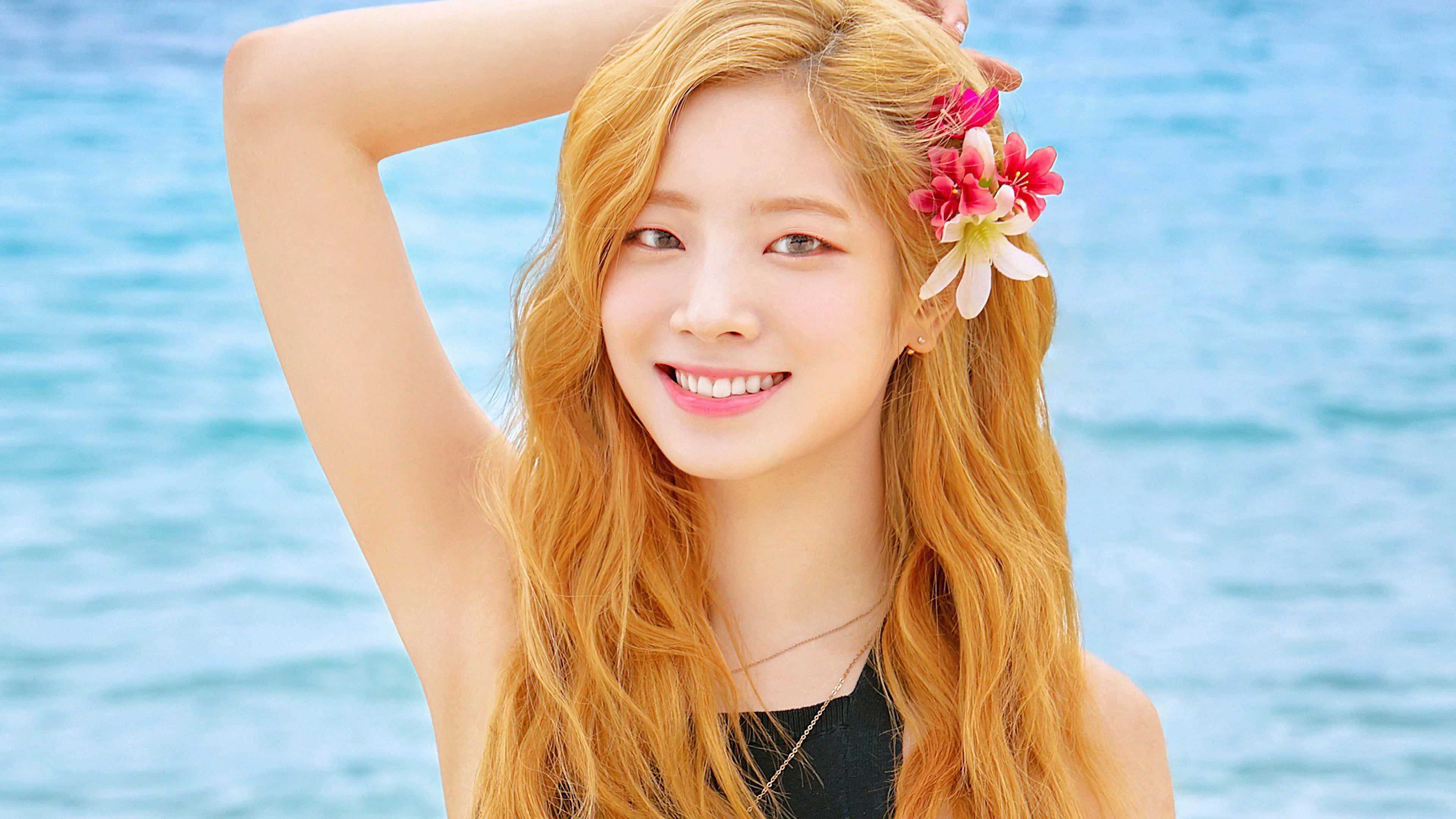 TWICE - Ánh Nhìn Quyến Rũ Cho Đêm Lộng Lẫy Hình nền
