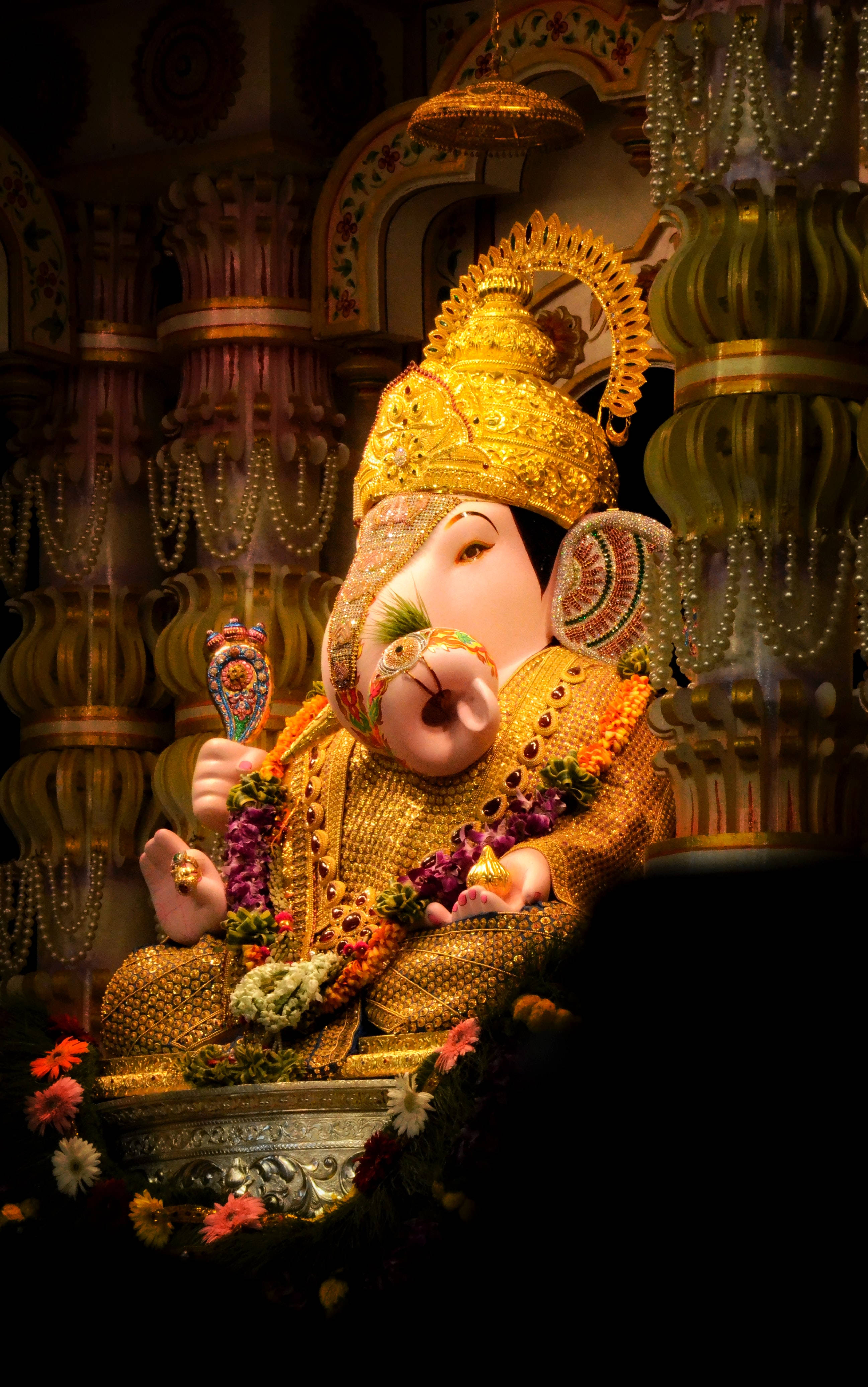 Vương Miện Vàng Lalbaugcha Raja Hình nền