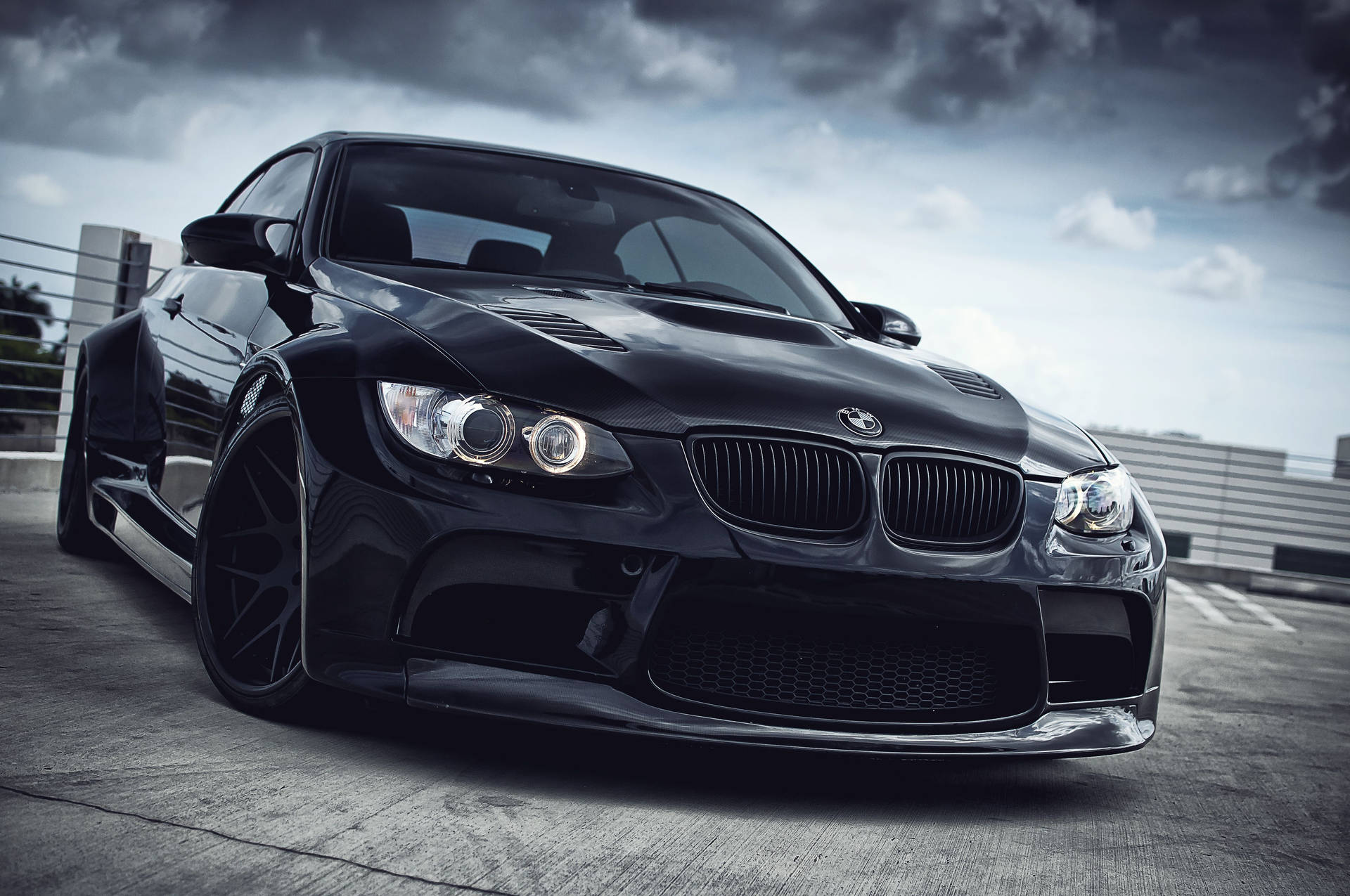 Hình ảnh Xe BMW Đen 4K cho Laptop