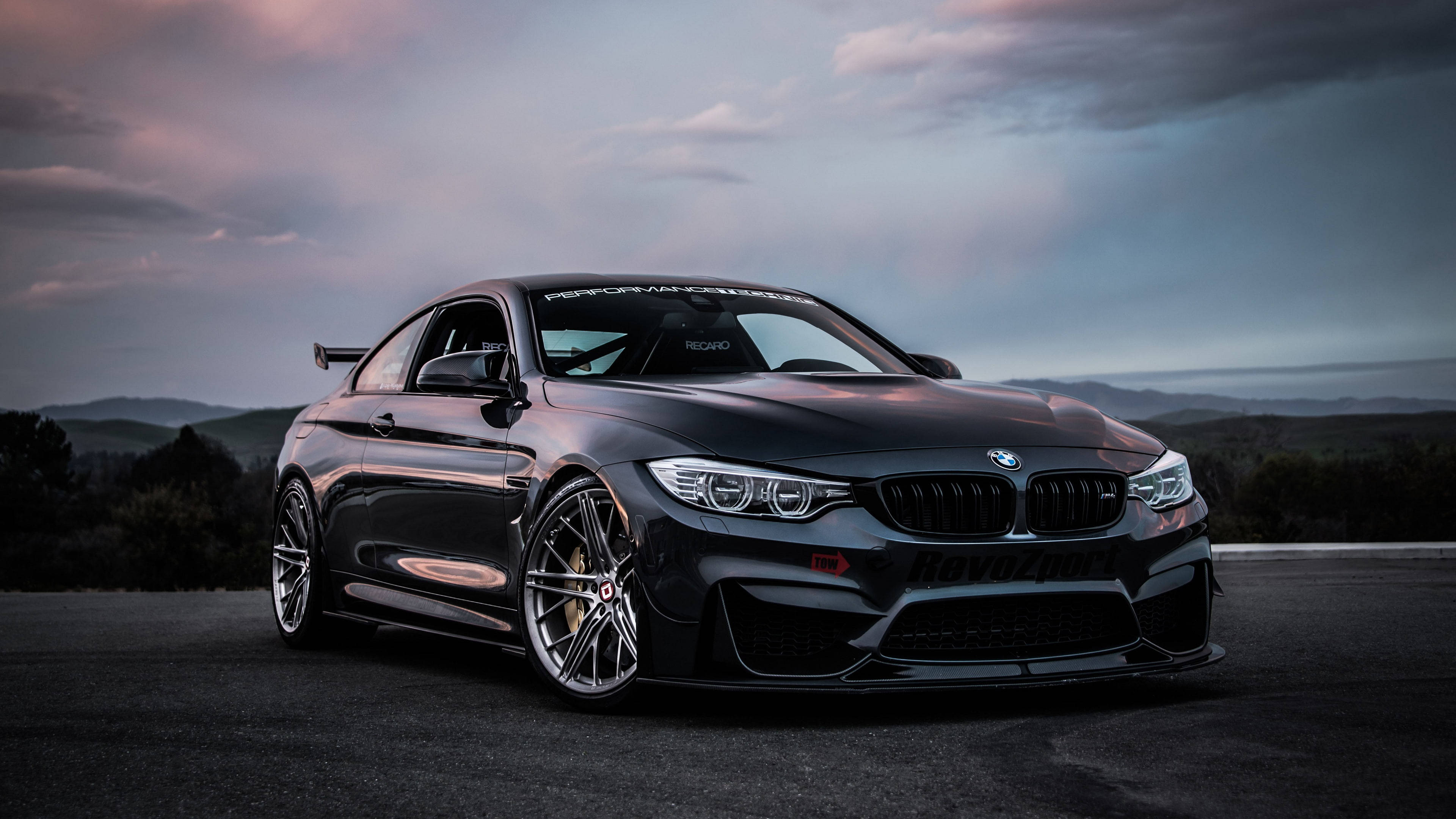 Xe BMW M4 Đen Bóng Hình nền