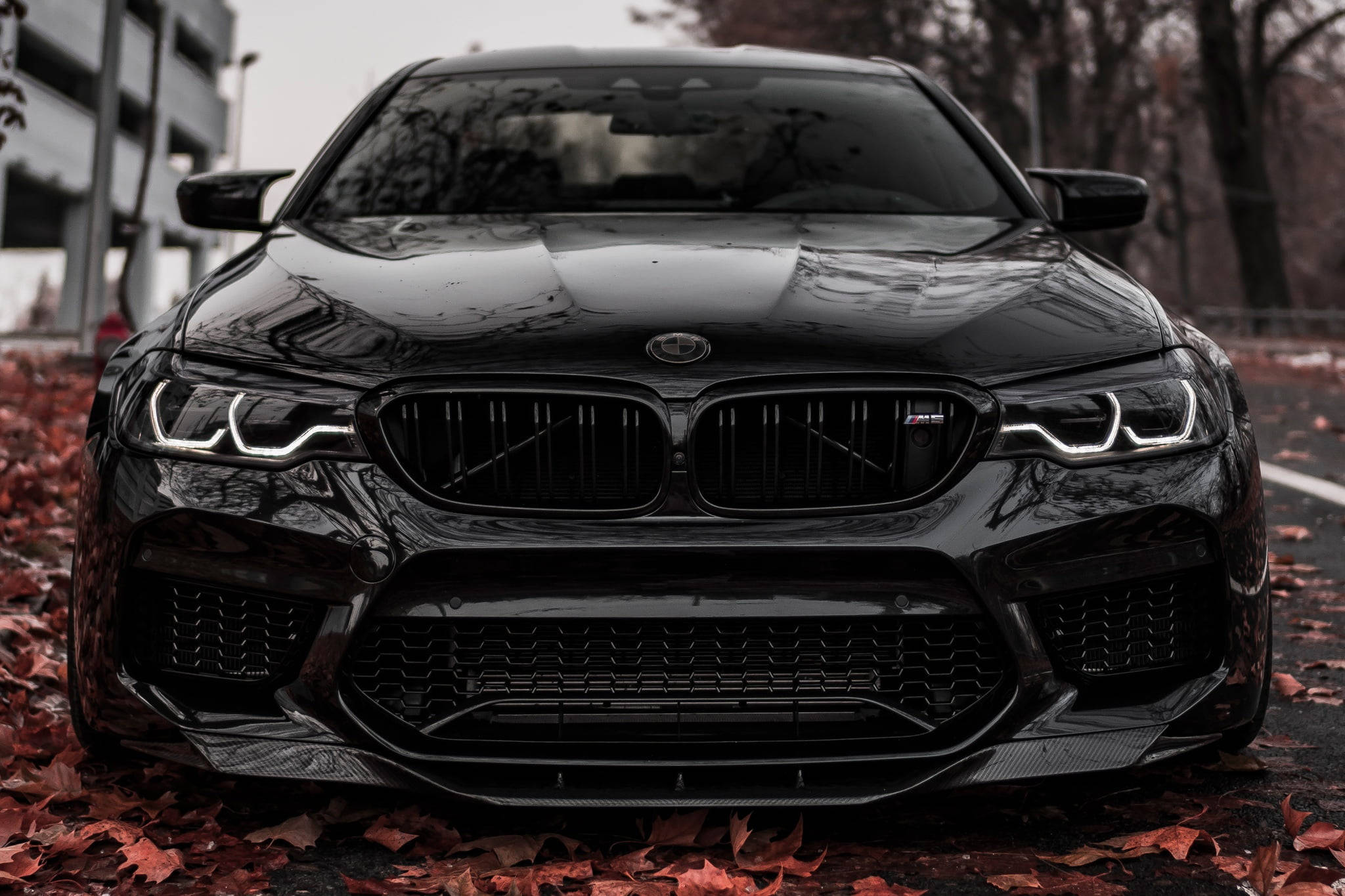 Xe BMW M5 Đen Bóng Cho Laptop Hình nền