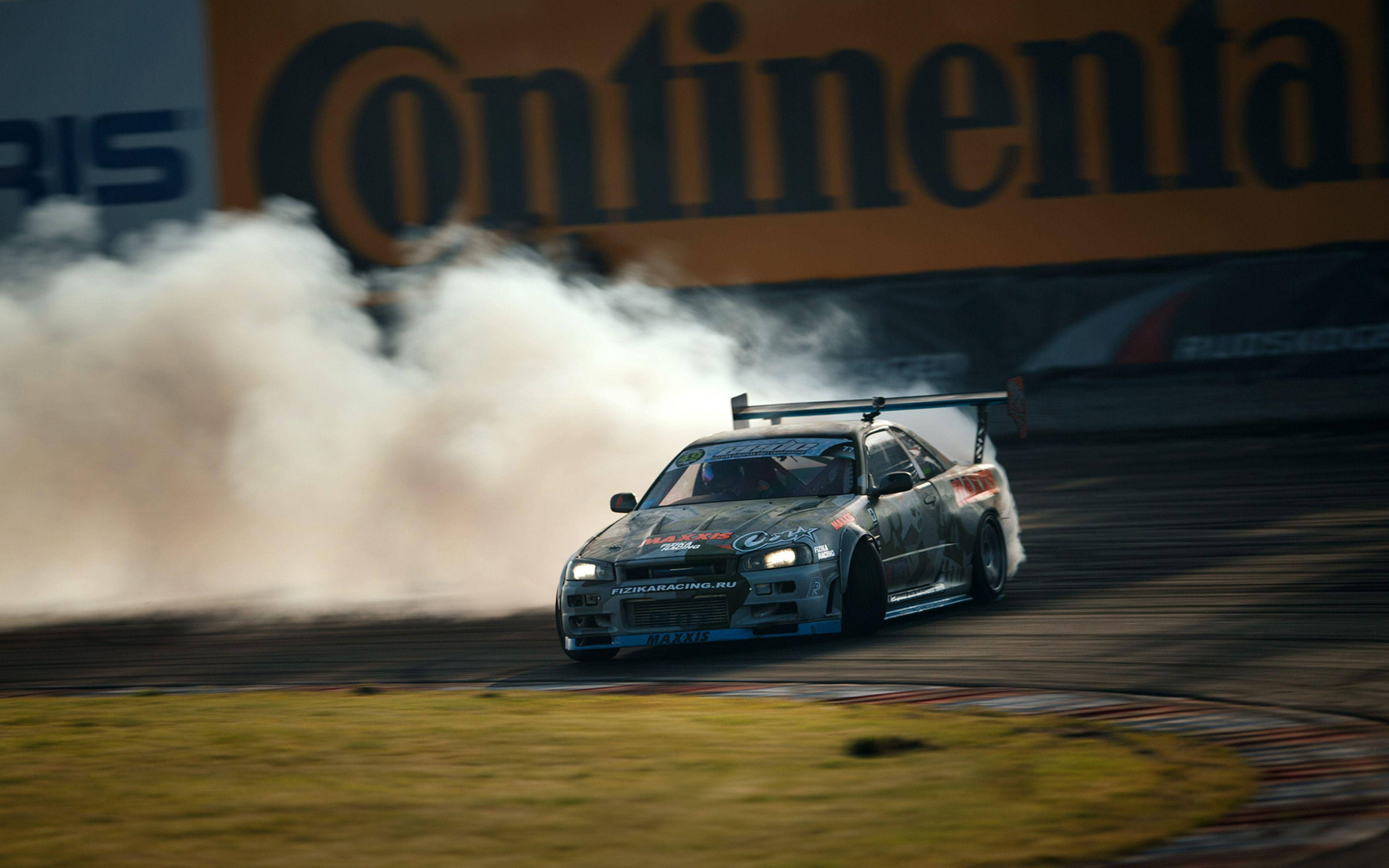 Xe drift Nissan Skyline GTR R34 Hình nền