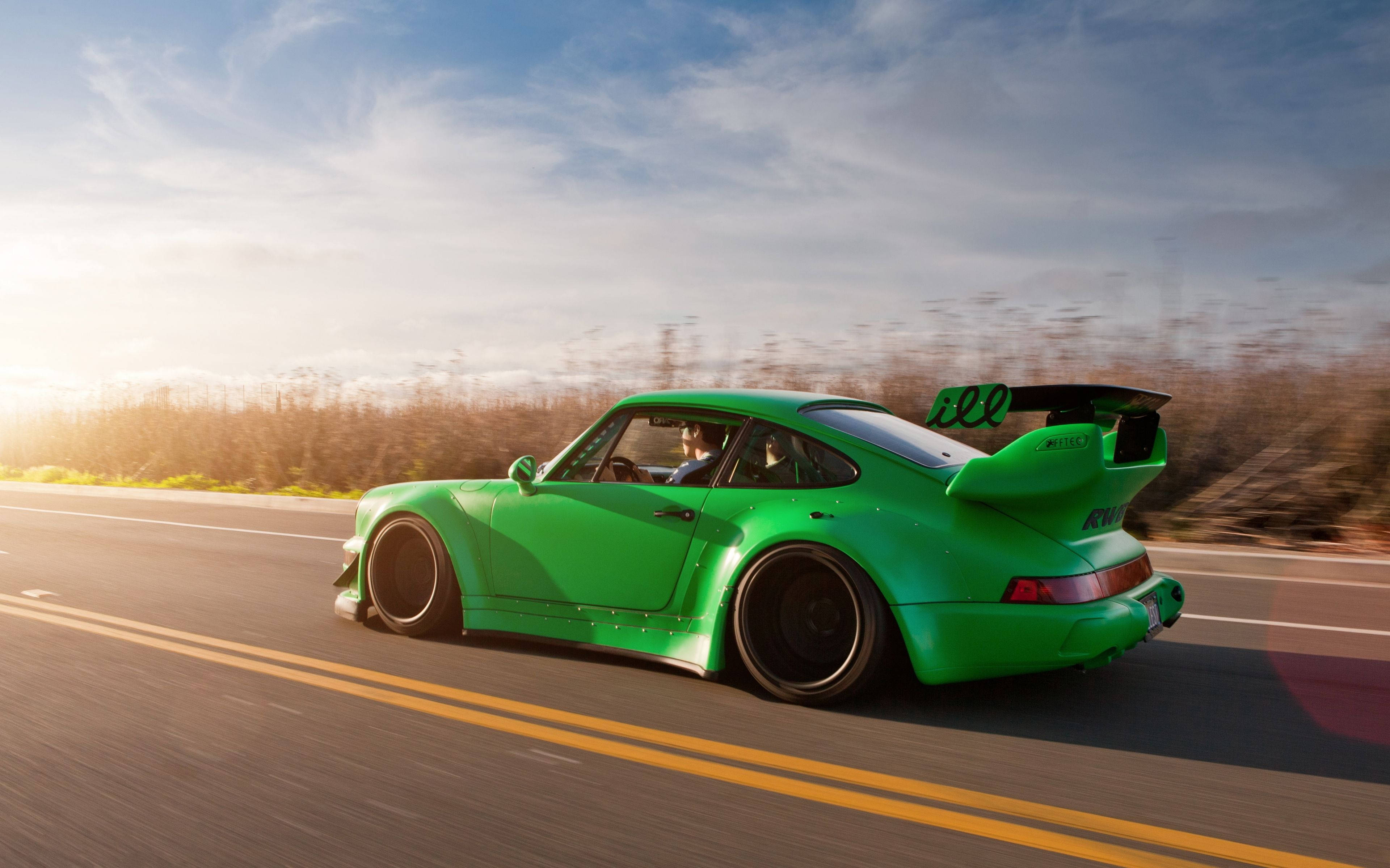 Xe hơi 4K RWB Porsche 911 Hình nền