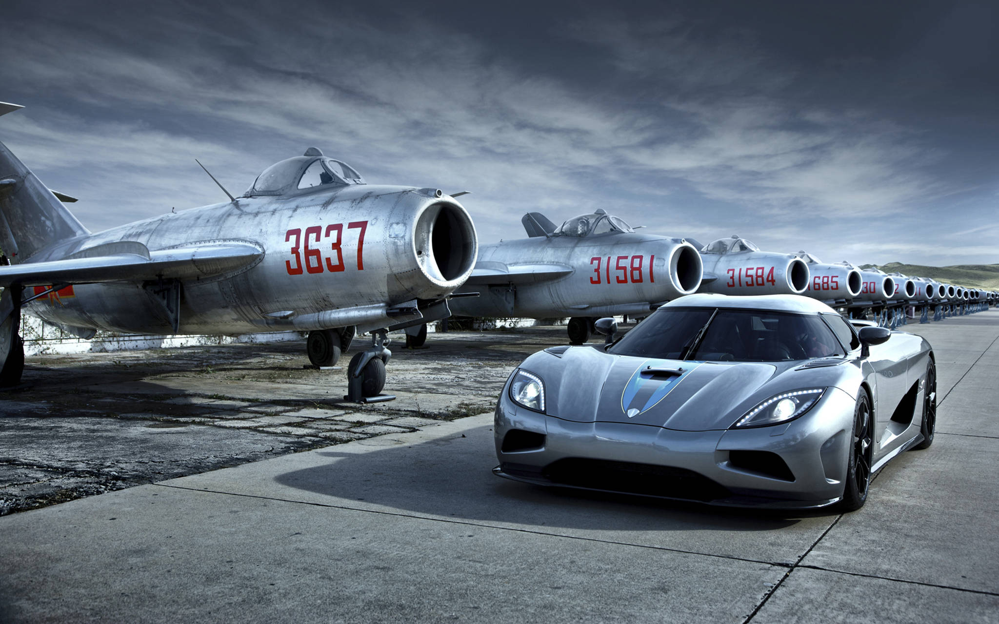 Xe Hơi Ngầu Koenigsegg Xám Hình nền