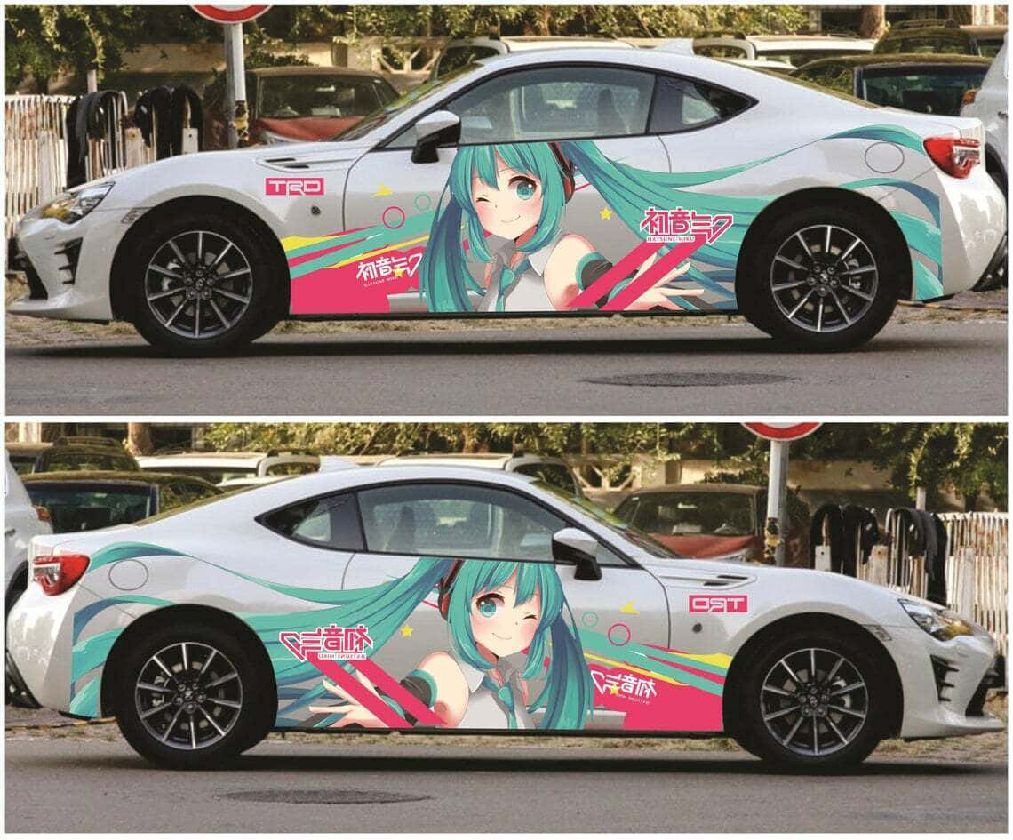 Xe ô tô với các nhân vật anime trên đó Hình nền