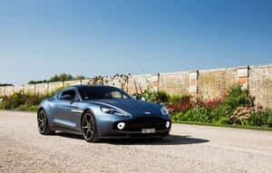 Aston Martin Vanquish Tuyệt Đẹp Đang Chạy Trên Đường Phong Cảnh — Steam Deck Hình nền