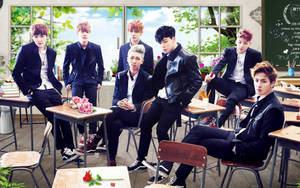Hình nền BTS nhóm chụp ảnh trong lớp học — Bts nhóm ảnh động Hình nền