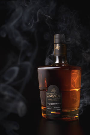 Chai Rượu Whiskey Gouden Carolus Tròn — Xiaomi Pad 8 Hình nền