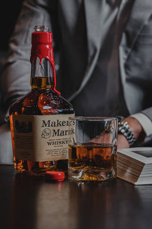 Chú thích: Hương vị tuyệt hảo - Maker's Mark Whiskey — Xiaomi Pad 7S Pro 12.5 Hình nền