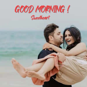 Good Morning Sweetheart Ôm Nhau Trên Bãi Biển — Chào buổi sáng tình yêu của anh Hình nền