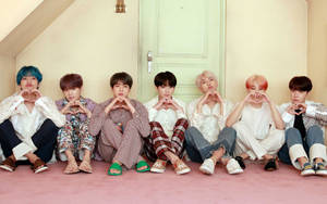 Hình nền BTS Desktop làm trái tim trước cửa — Bts máy tính Hình nền