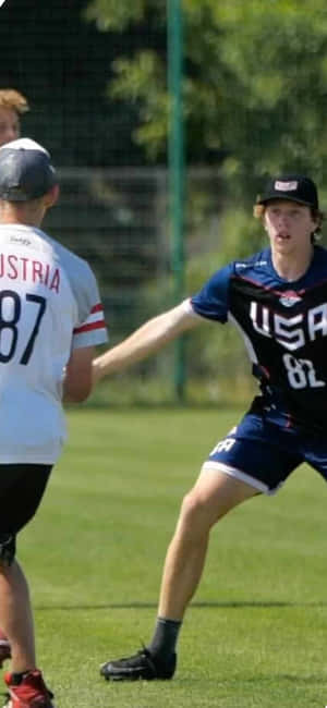 Màn hình nền iPhone X với môn Ultimate Frisbee — POCO F7 Ultra Hình nền