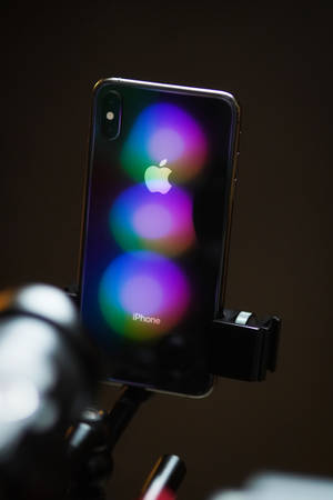 hình nền phản chiếu iphone xs max