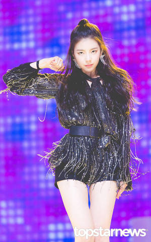 Hình nền Lia ITZY It'z Different debut showcase — Redmi Pad 2 Hình nền