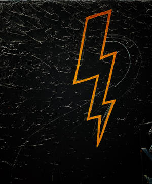 Hình nền logo Lightning màu vàng — Galaxy Z Fold 5 Hình nền